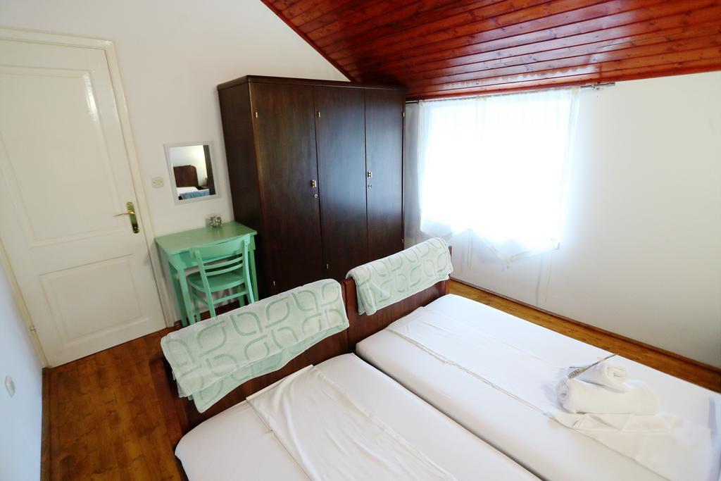Apartment Dulcis Stari Grad  Buitenkant foto