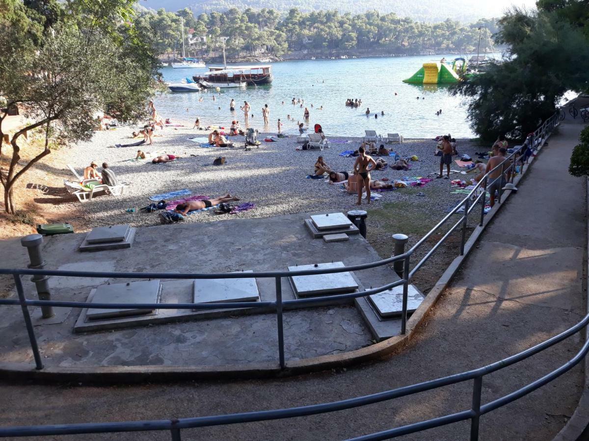 Apartment Dulcis Stari Grad  Buitenkant foto
