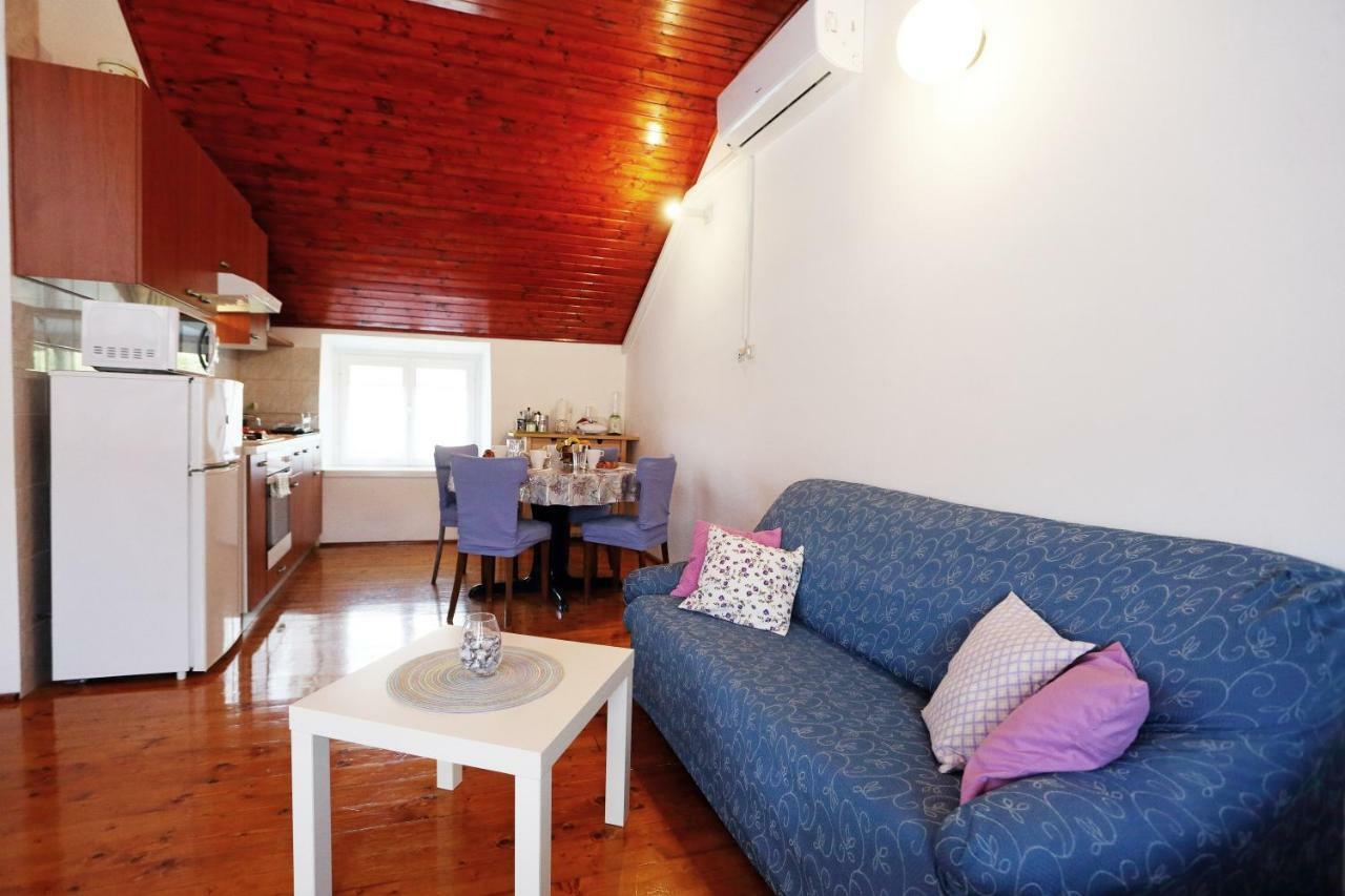 Apartment Dulcis Stari Grad  Buitenkant foto