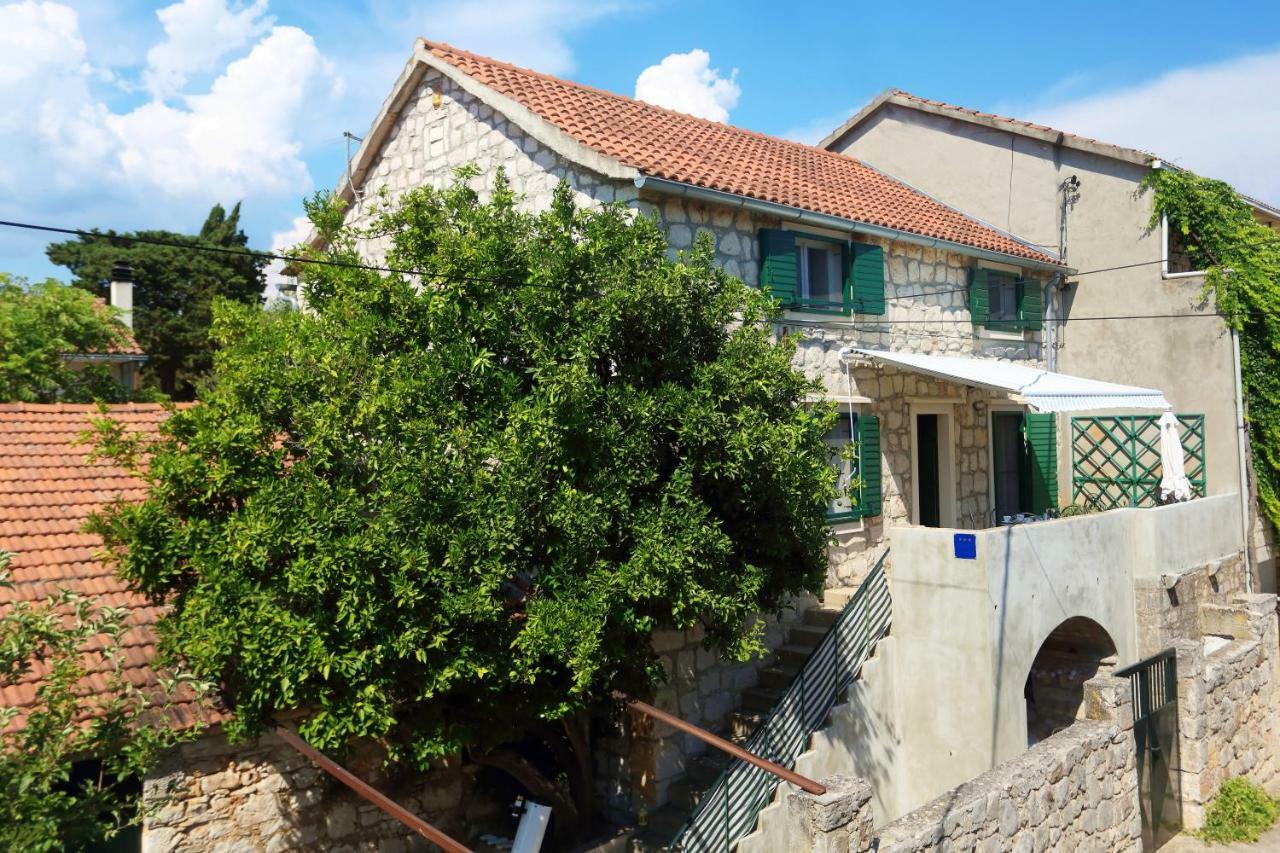 Apartment Dulcis Stari Grad  Buitenkant foto